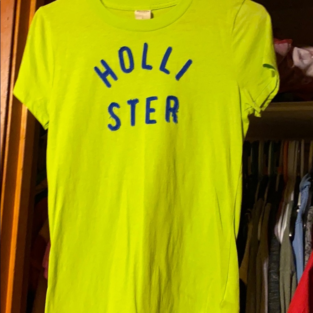Hollister shirt